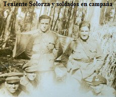 Teniente Solorza y soldados en campaña